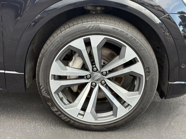 2019 Audi Q8 quattro Premium Plus 55 TFSI