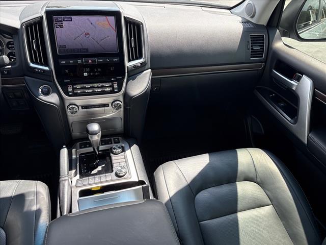2020 Toyota Land Cruiser Base