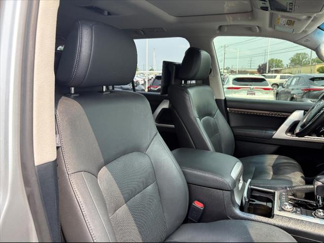 2020 Toyota Land Cruiser Base