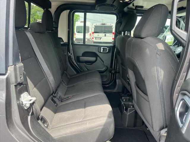 2023 Jeep Gladiator Sport