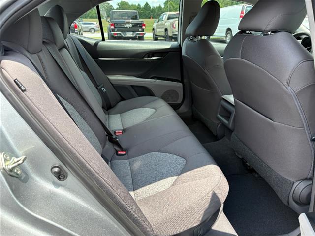 2019 Toyota Camry Hybrid LE