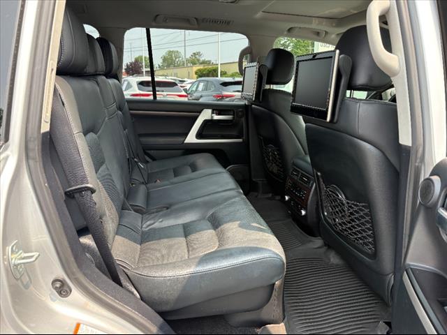 2020 Toyota Land Cruiser Base