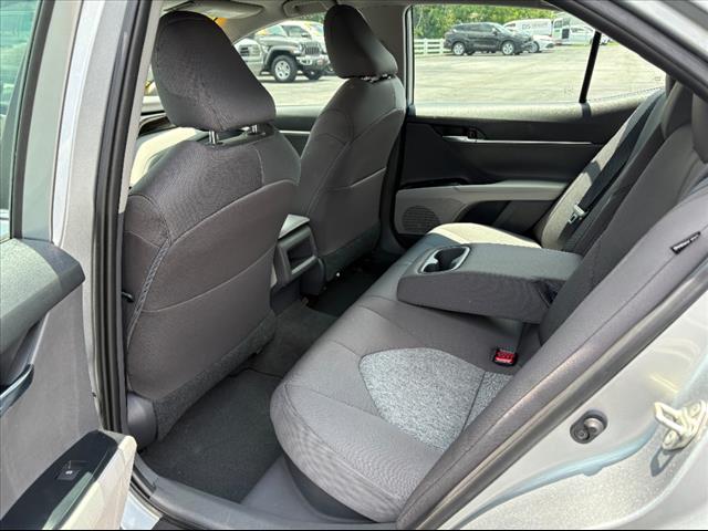 2019 Toyota Camry Hybrid LE
