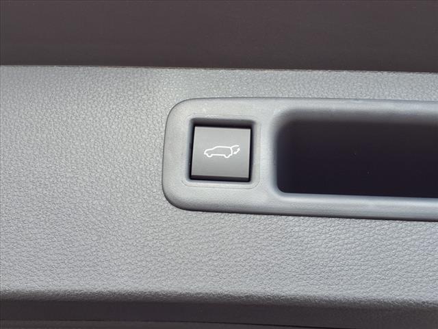 2025 Toyota Highlander Platinum