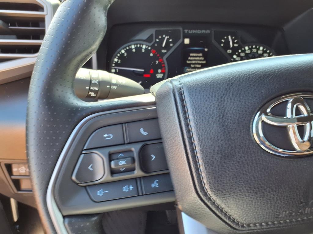 2025 Toyota Tundra SR5 CrewMax photo 12