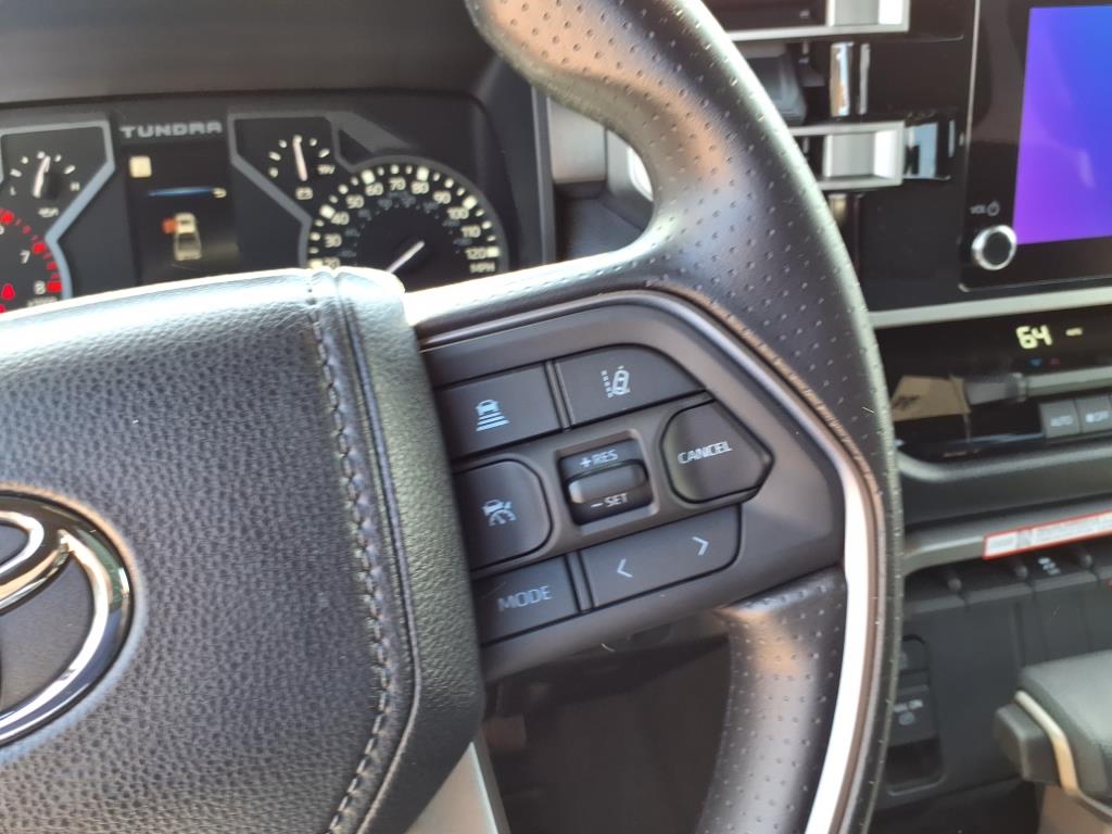 2025 Toyota Tundra SR5 CrewMax photo 13