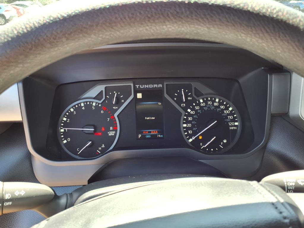 2025 Toyota Tundra SR5 CrewMax photo 14