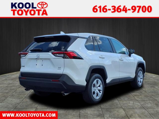 2025 Toyota RAV4 LE