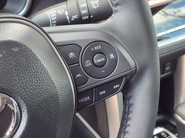 2025 Toyota Corolla Cross XLE