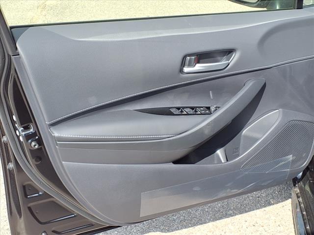 2025 Toyota Corolla Hatchback SE