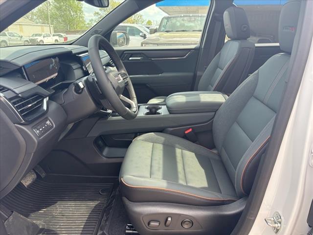 2025 GMC Acadia AT4