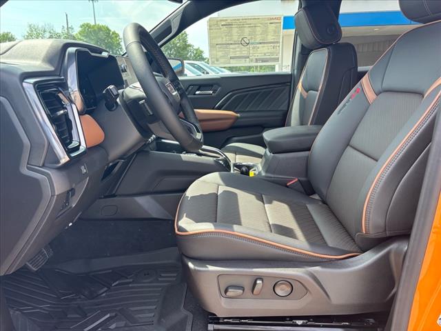 2025 GMC Canyon AT4