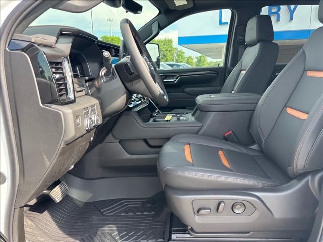 2025 GMC Sierra 2500HD AT4