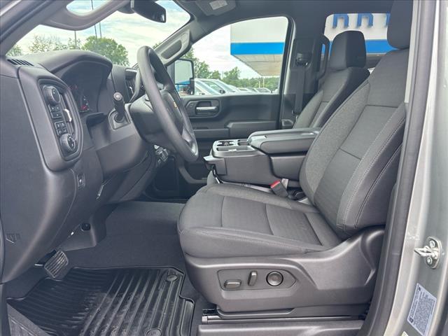 2025 Chevrolet Silverado 2500HD Custom