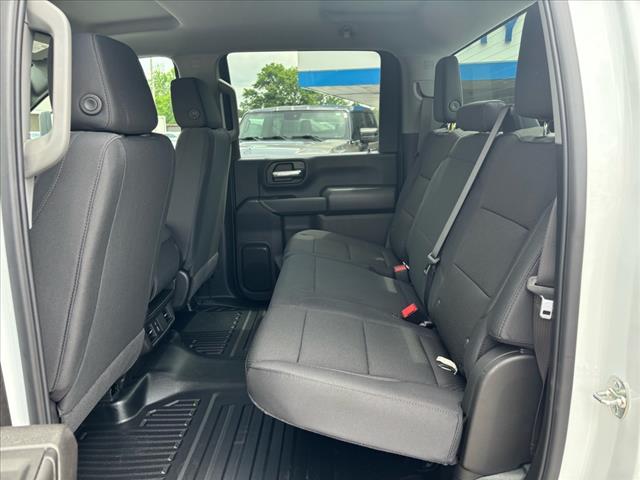 2025 GMC Sierra 2500HD Pro