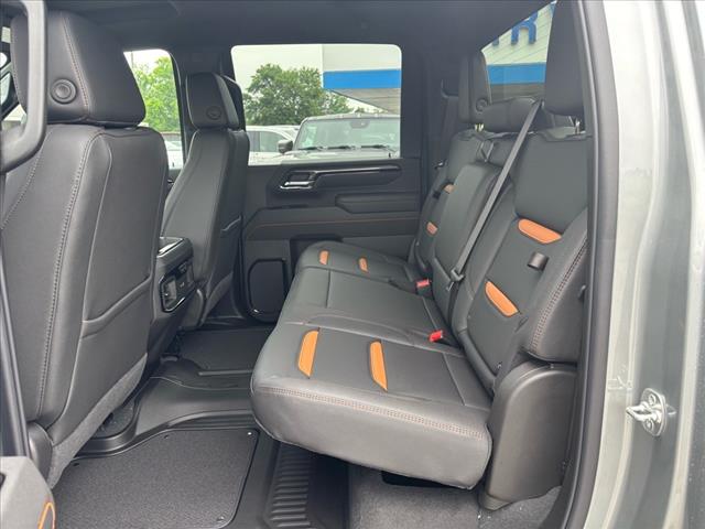 2025 GMC Sierra 2500HD AT4
