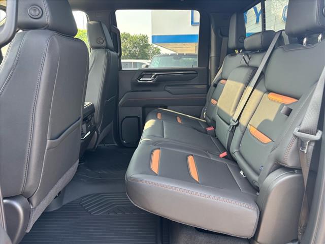2025 GMC Sierra 2500HD AT4