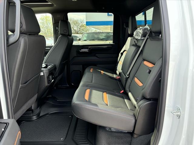 2025 GMC Sierra 2500HD AT4
