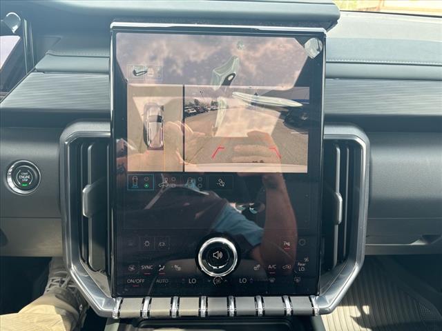 2025 GMC Acadia AT4