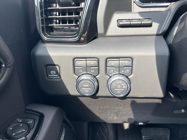2025 GMC Sierra 2500HD AT4