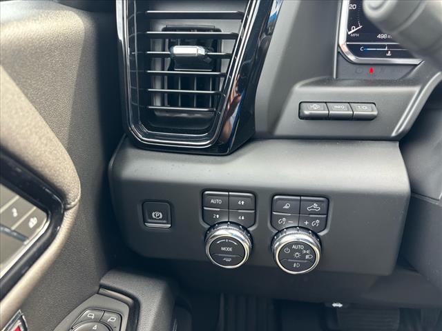 2025 GMC Sierra 1500 AT4