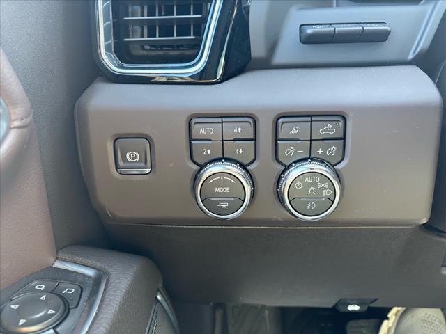 2025 GMC Sierra 2500HD Denali