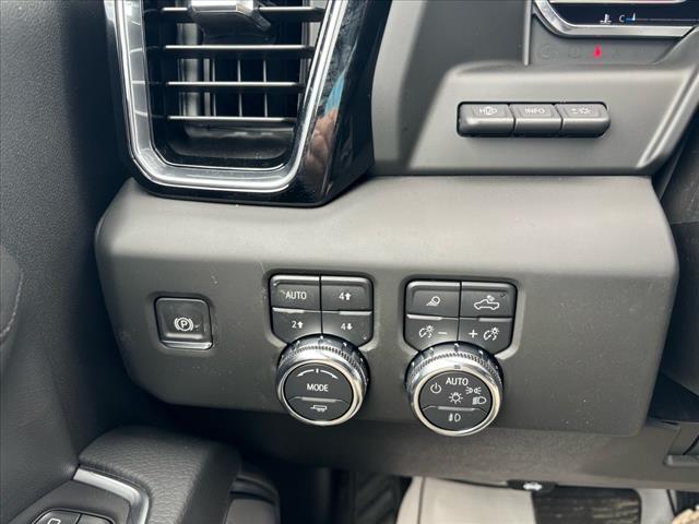 2025 GMC Sierra 2500HD Denali