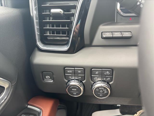 2025 GMC Sierra 2500HD Denali Ultimate