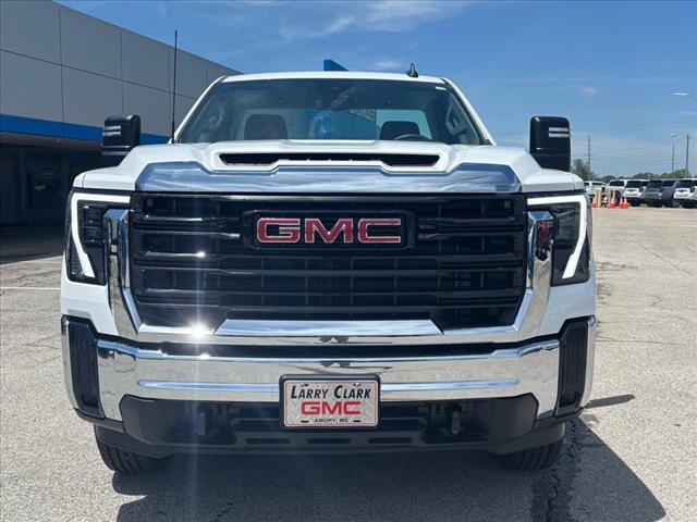 2025 GMC Sierra 2500HD Pro