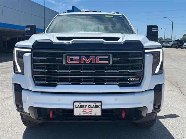 2025 GMC Sierra 2500HD AT4