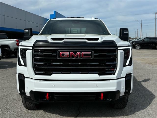 2025 GMC Sierra 2500HD AT4
