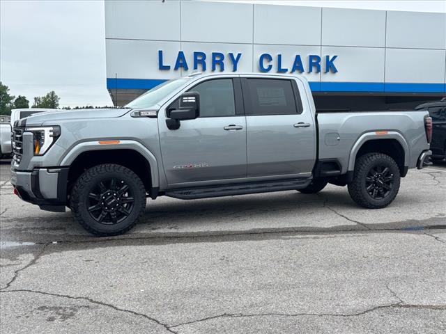 2025 GMC Sierra 2500HD AT4