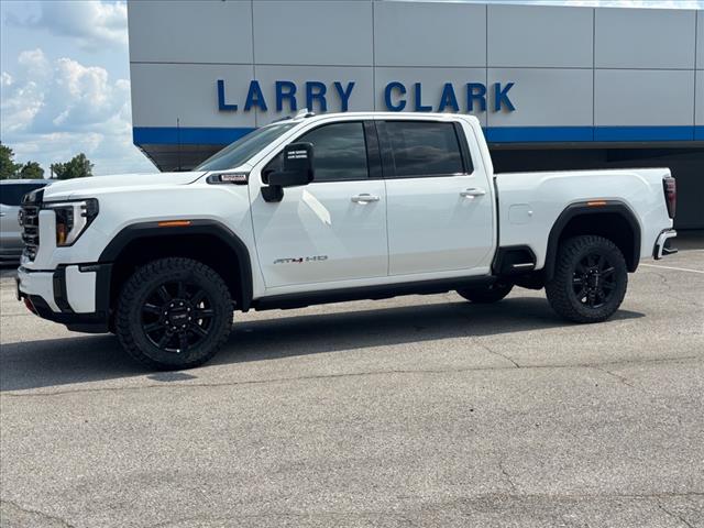 2025 GMC Sierra 2500HD AT4