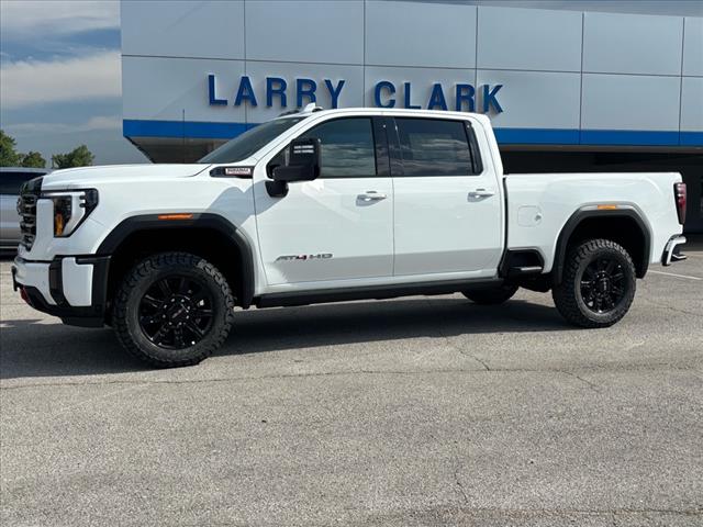2025 GMC Sierra 2500HD AT4