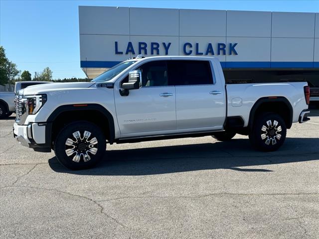 2025 GMC Sierra 2500HD Denali