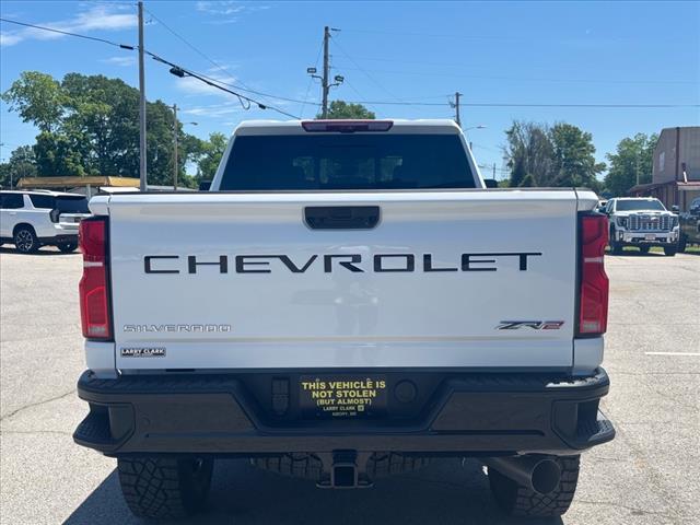 2025 Chevrolet Silverado 2500HD ZR2