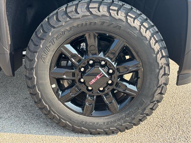 2025 GMC Sierra 2500HD AT4