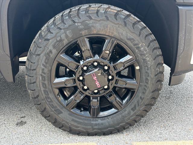 2025 GMC Sierra 2500HD AT4
