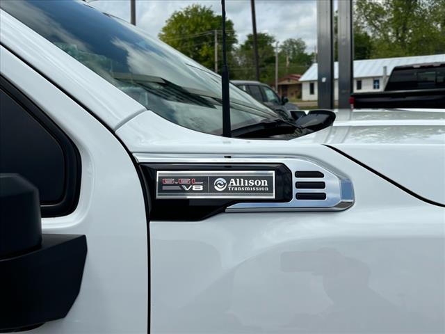 2025 GMC Sierra 2500HD Pro