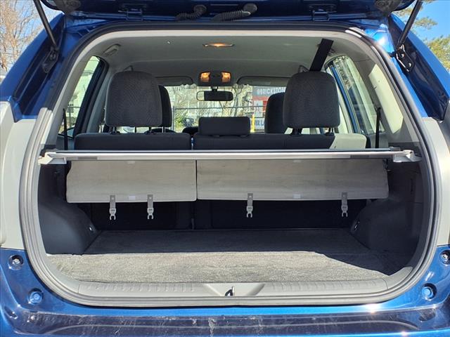 2014 Toyota Prius v TWO