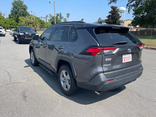 2022 Toyota RAV4 Hybrid XLE