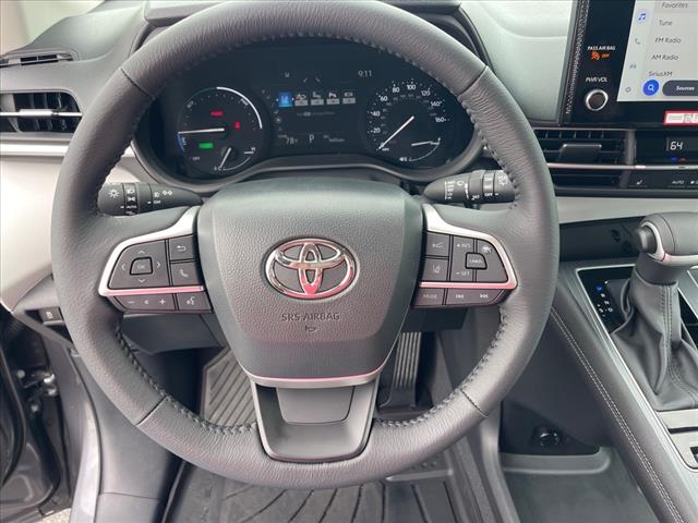 2025 Toyota Sienna XLE 7-Passenger