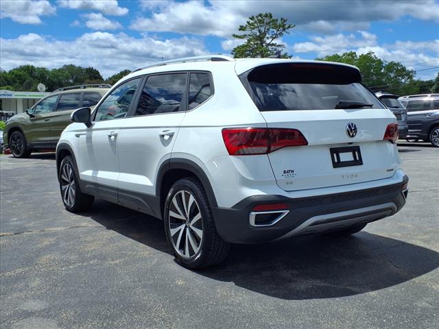 2022 Volkswagen Taos SE 4Motion