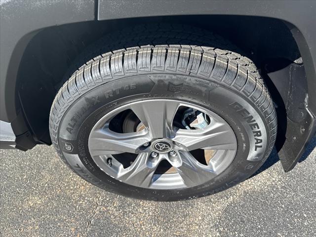 2023 Toyota RAV4 Hybrid LE