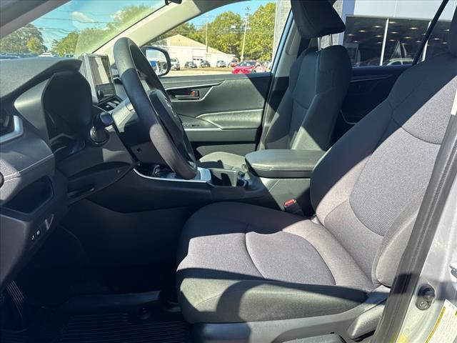 2023 Toyota RAV4 Hybrid LE
