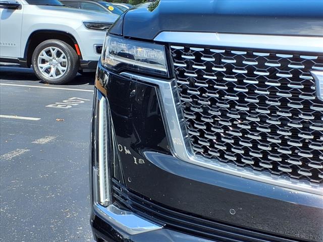 2022 Cadillac Escalade ESV Premium Luxury