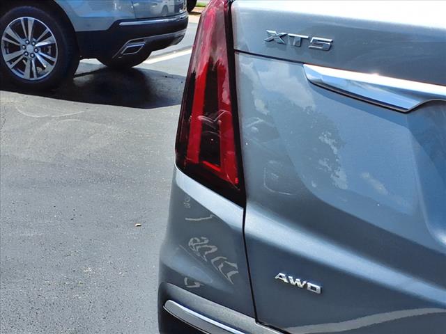 2023 Cadillac XT5 Premium Luxury