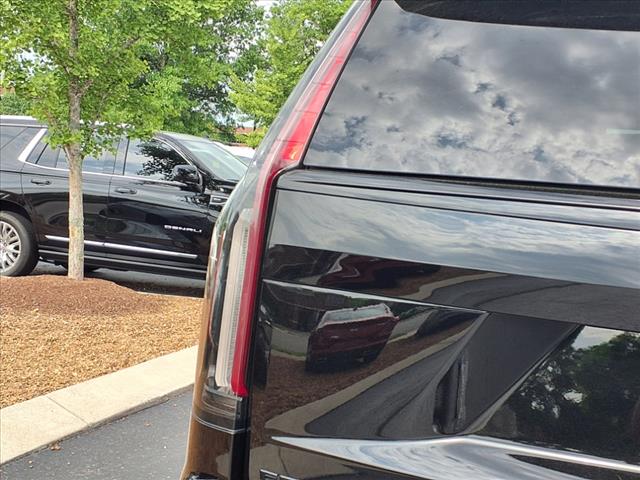 2022 Cadillac Escalade Sport