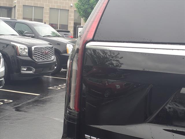 2024 Cadillac Escalade ESV Premium Luxury