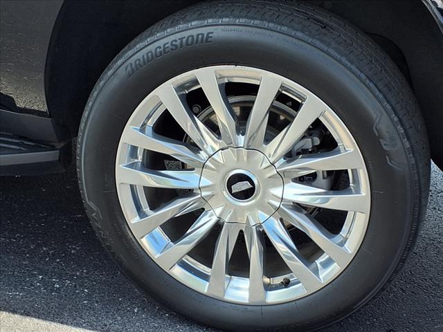 2022 Cadillac Escalade ESV Premium Luxury